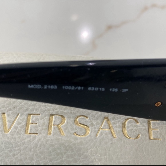Versace sunglasses - Picture 4 of 4